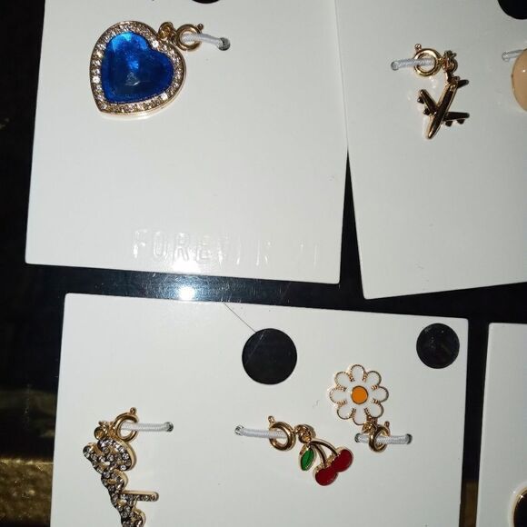 15 piece wholesale charms - Picture 4 of 10